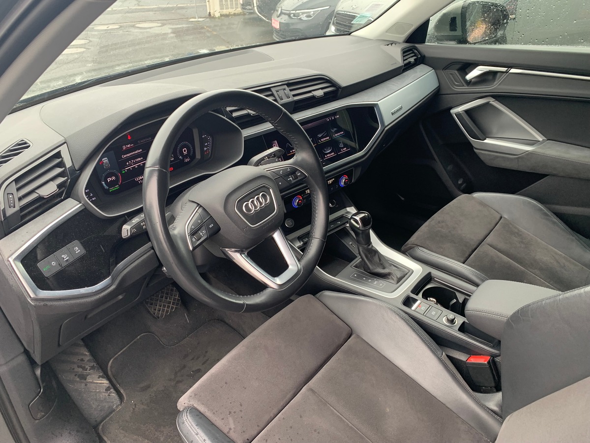Audi Q3 DESIGN LUXE QUATTRO