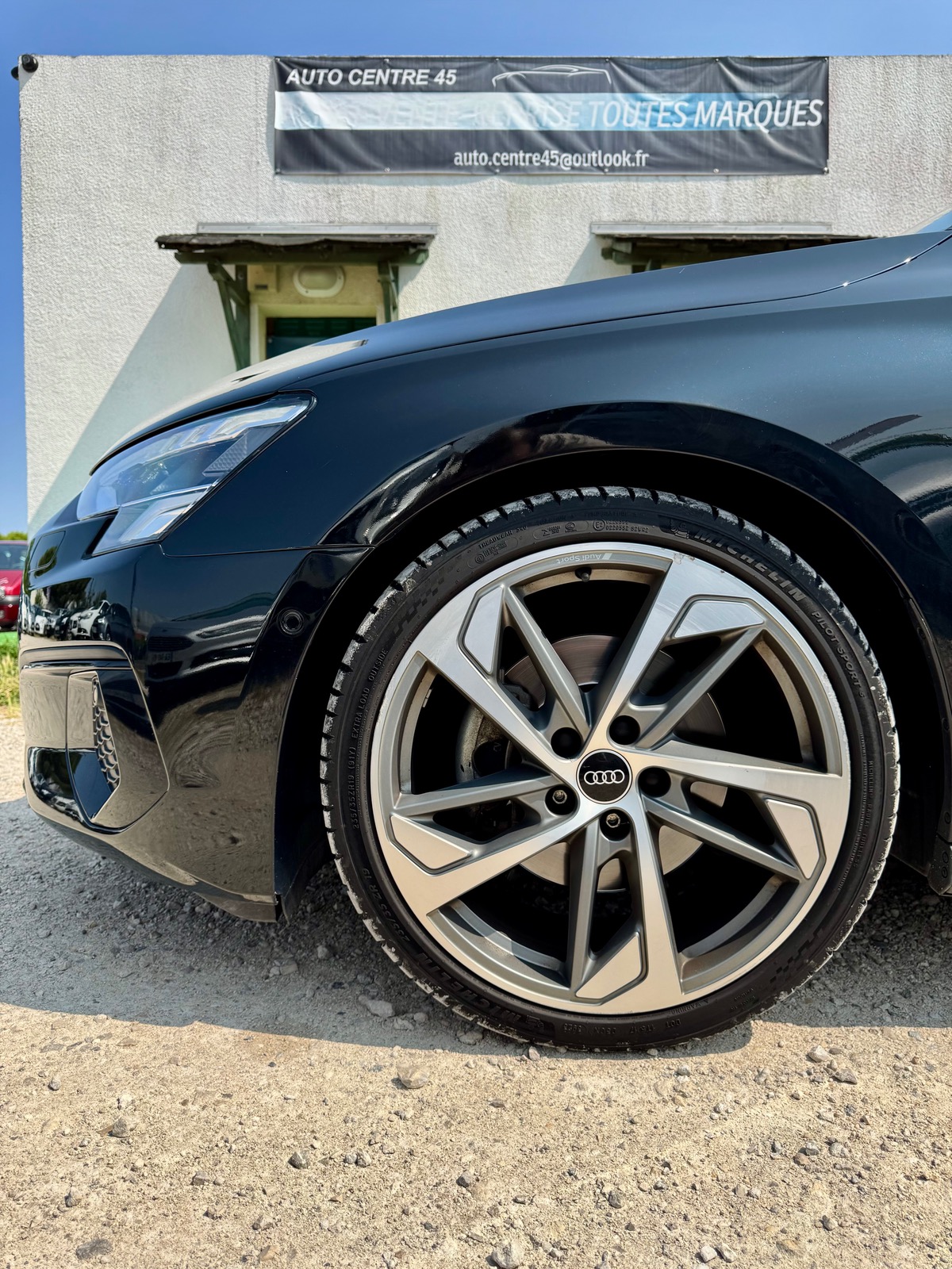 Audi A3 SPORTBACK 35 TDI 150 CV  S-TRONIC 7 / TOIT OUVRANT/ CAR PLAY / CAMÉRA / FULL CUIR / MÉPLAT
