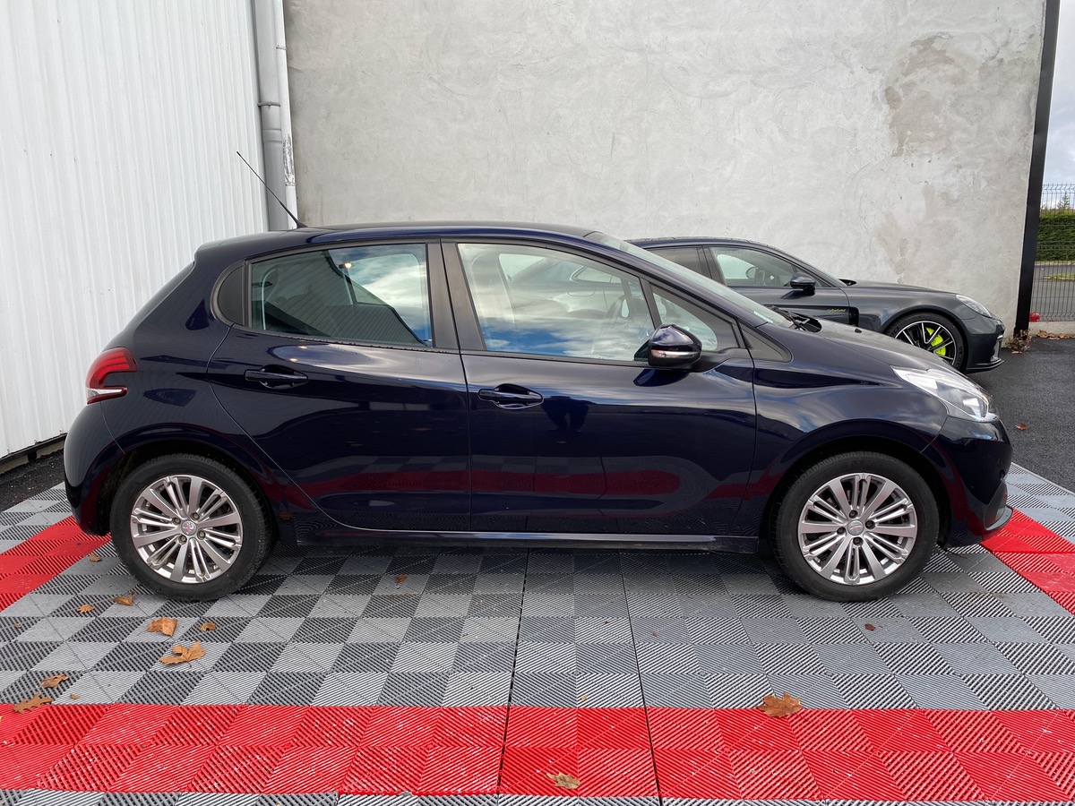 Peugeot 208 Ph2 1.2 VTI pureTech 82ch Active 5p c