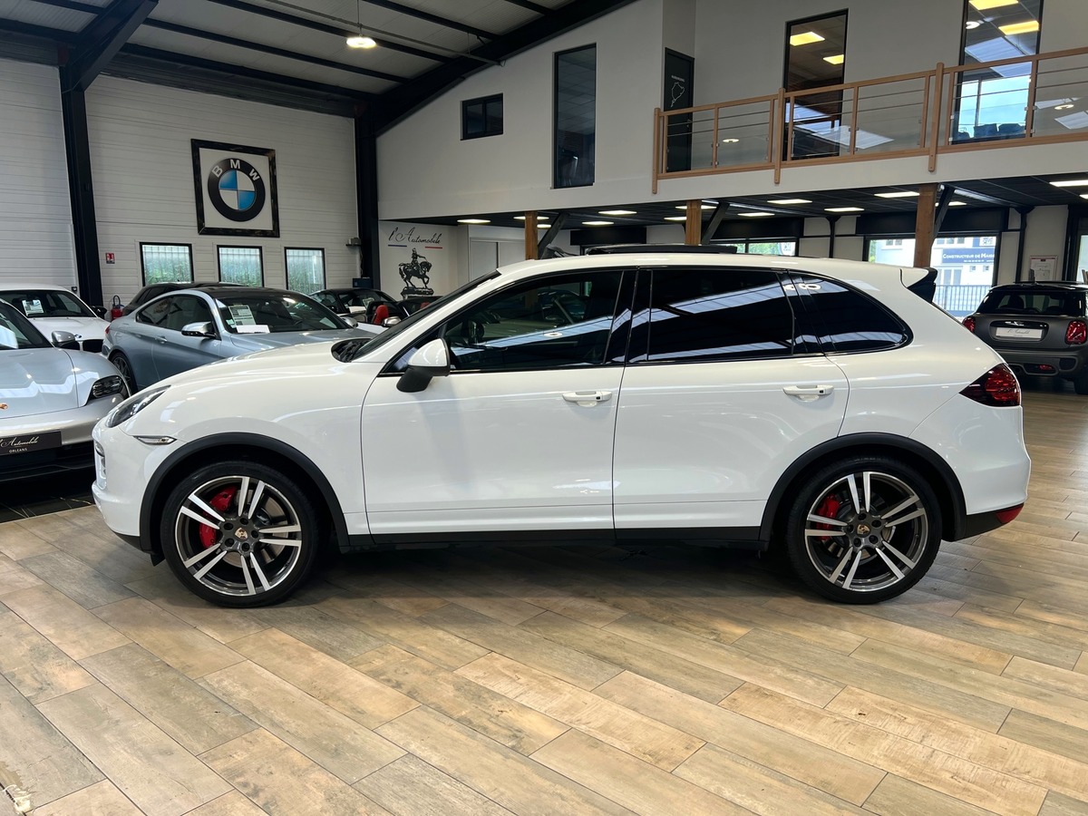 Porsche CAYENNE TURBO 4.8 V8 500 TIPTRONIC CARPLAY