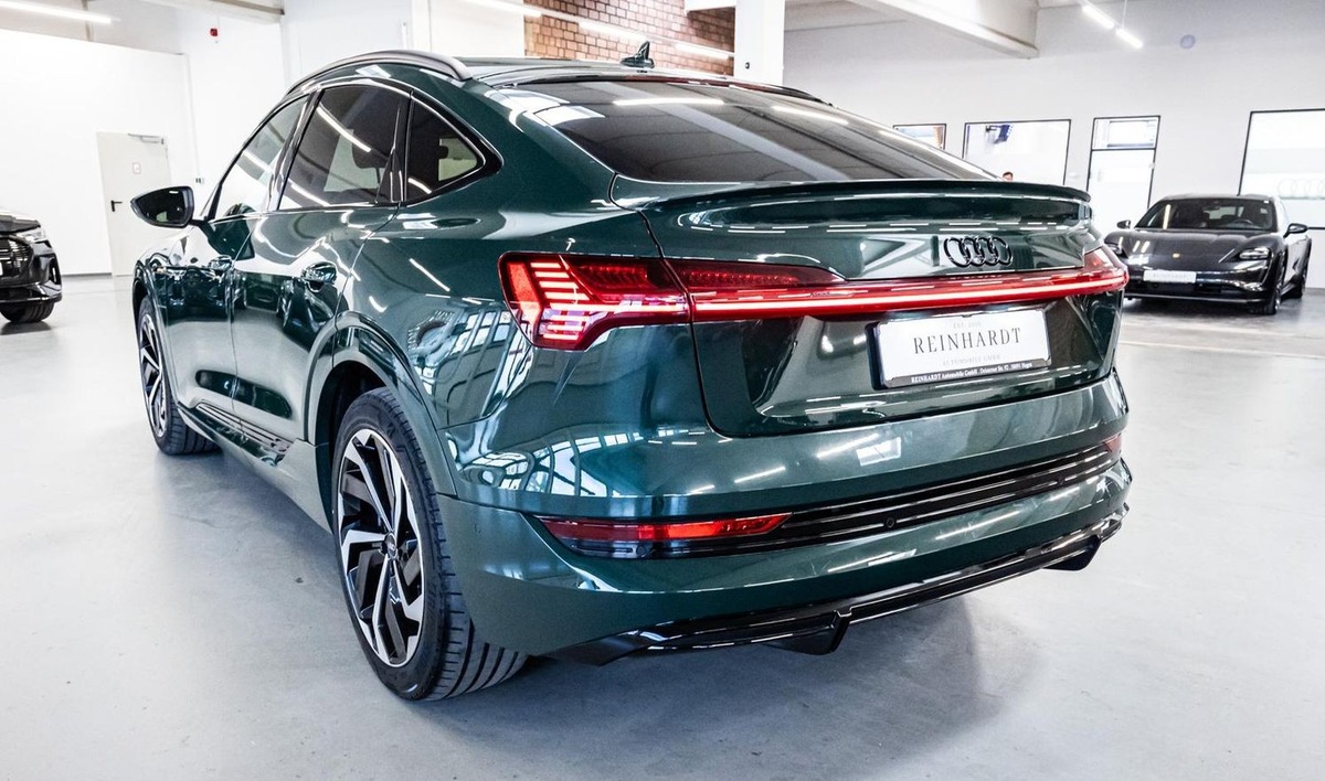 Audi e-tron Sportback 55 408ch S Line e-quattro Toit ouvrant