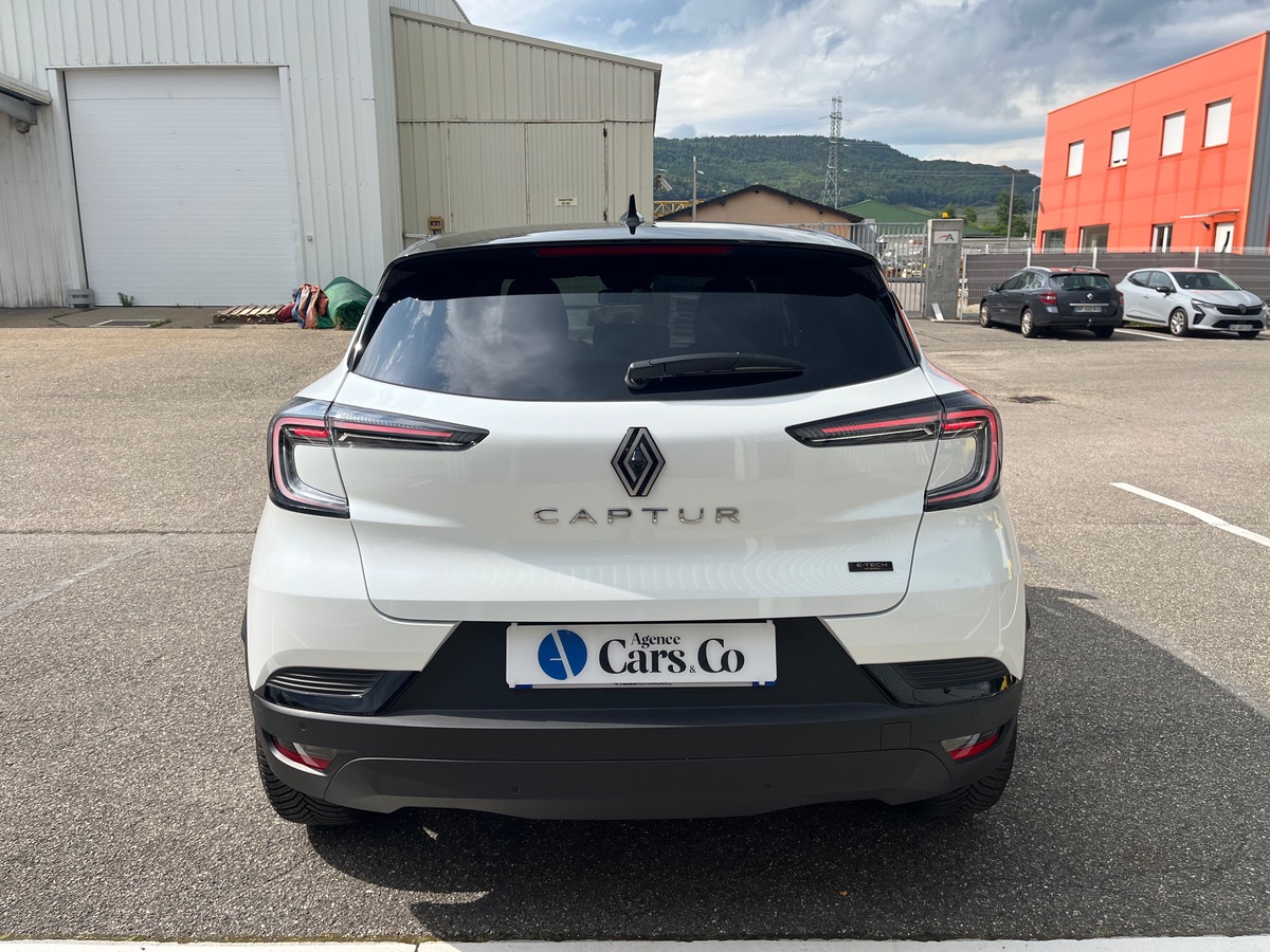 RENAULT Captur TECHNO E-TECH FULL HYBRID 145
