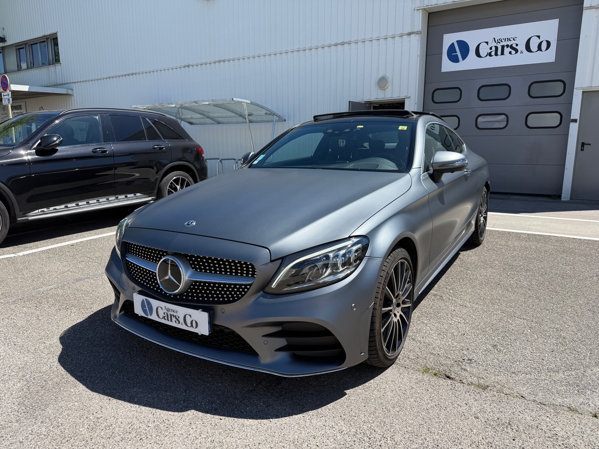 Mercedes-Benz Classe C Coupé 300D 2.0 4MATIC 9G-TRONIC Blue-TEC 245 cv , Toit ouvrant, Suivi complet