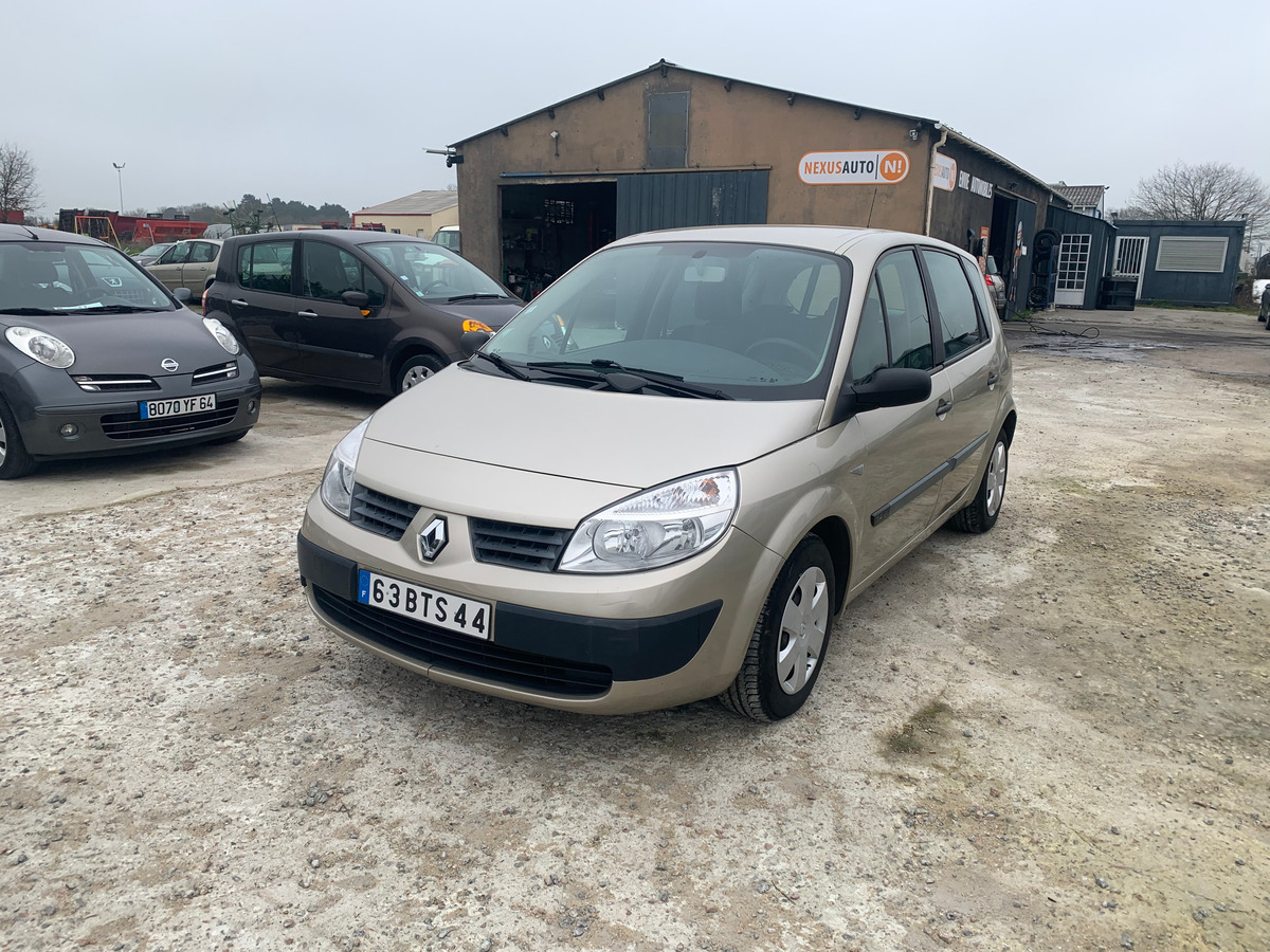 RENAULT Scenic 1.4 16V 100CH 121329KM