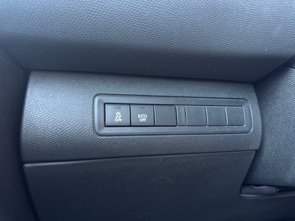 Peugeot 308 Allure II (T9) 1.2 e-THP 130 cv - Boîte auto - Distribution OK