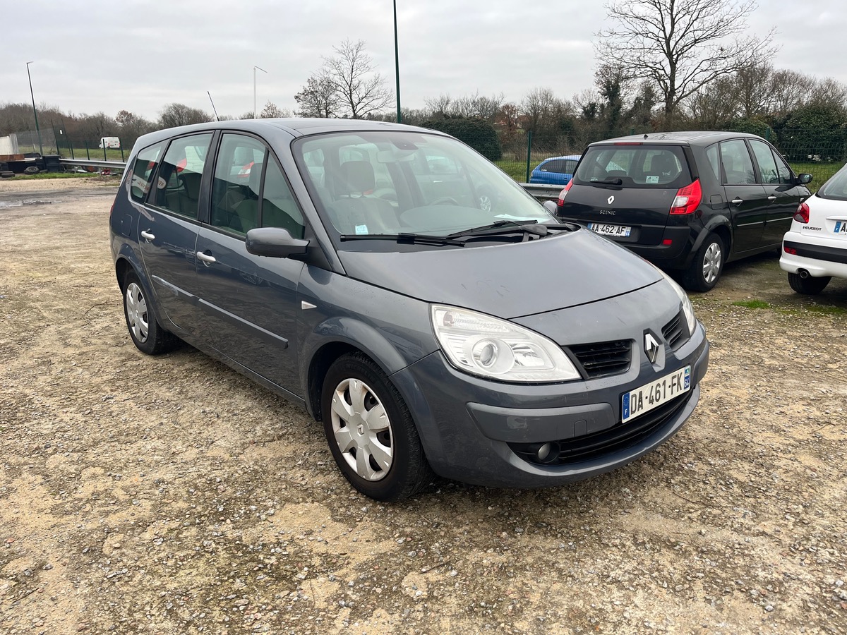 RENAULT Grand Scenic 1.9 dci 130ch 174434km