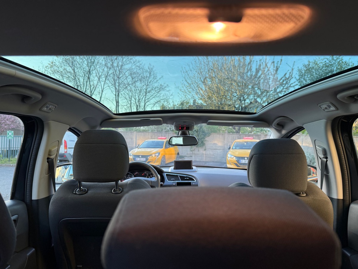 Peugeot 3008 1.6 HDI 115 CV allure en 4XCBL