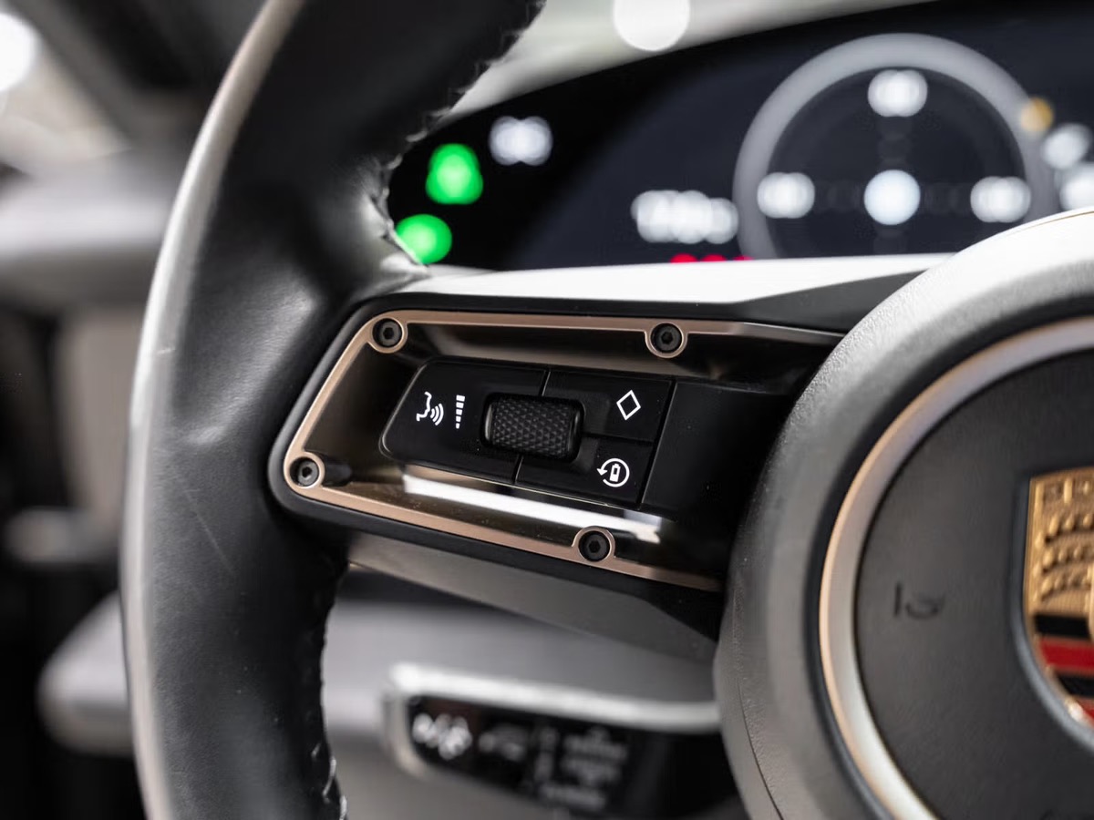 Porsche Taycan 4S Sport Turismo 571CH Performance Battery+ Chrono/Pano/360/Bose/Inno/Siège chauffant