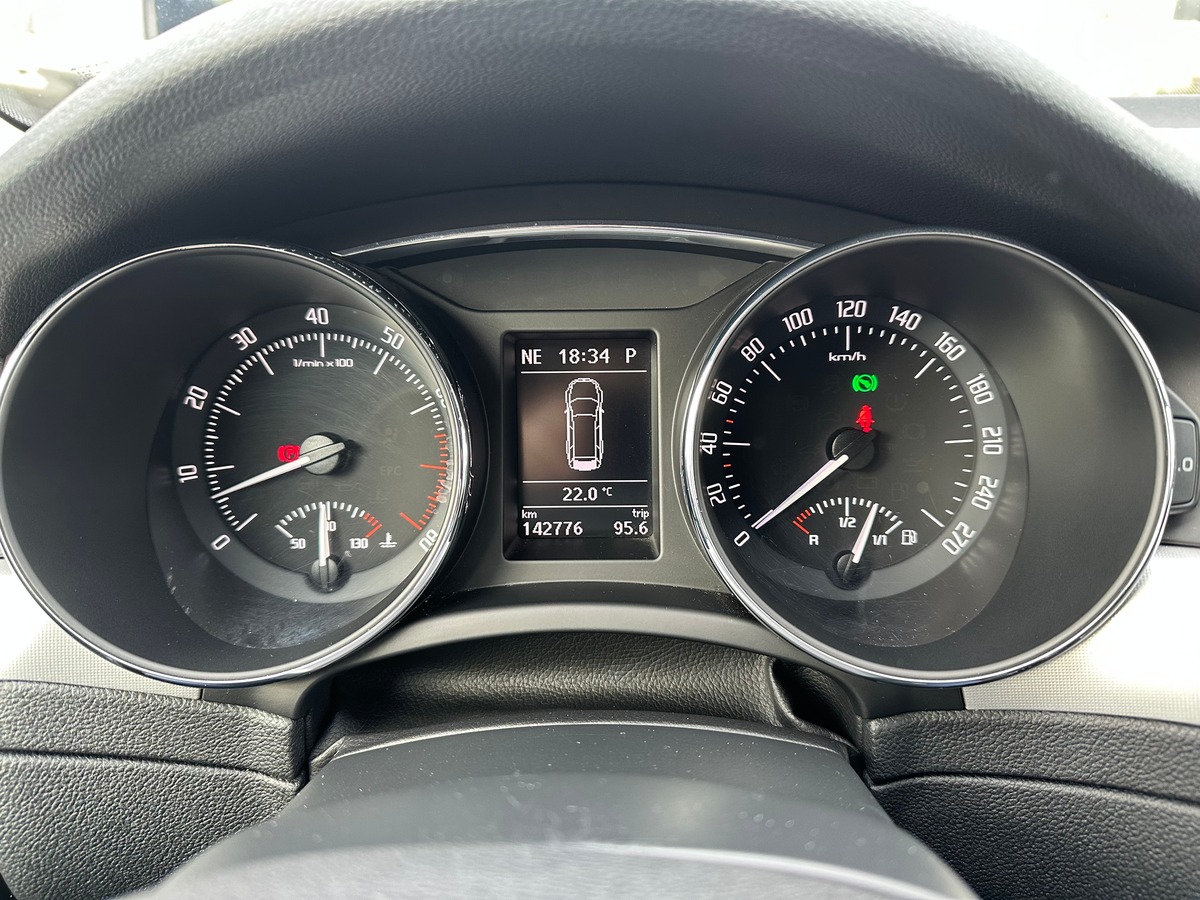 Skoda Superb Combi 3.6 V6 Elégance 2 4x4 DSG6