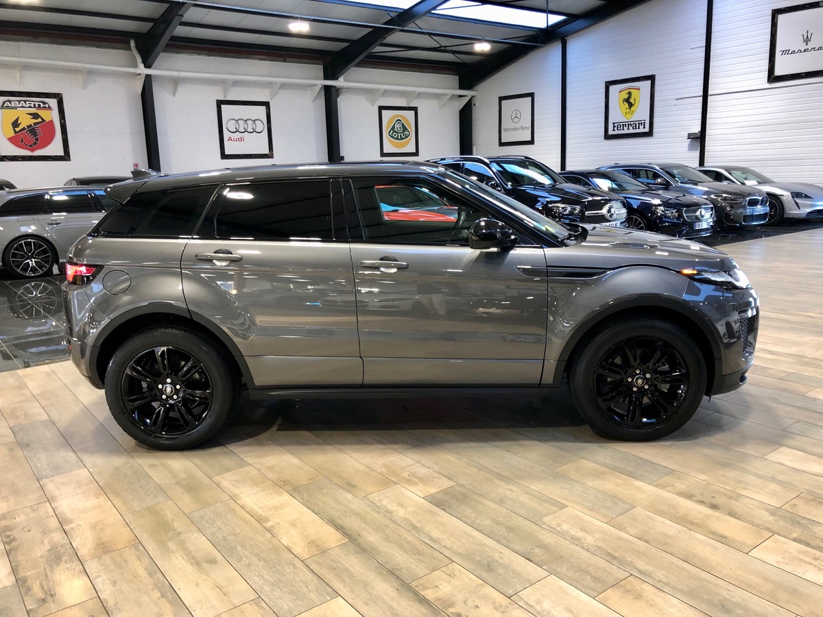 Land-Rover Range Rover Evoque TD4 180 R-DYNAMIC 1