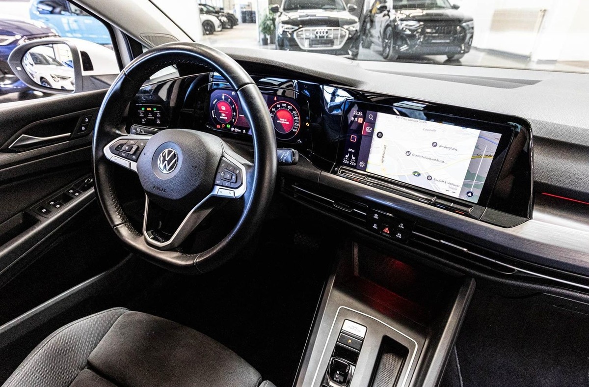 Volkswagen Golf VIII 1.4 eHybrid OPF 204ch Style DSG6