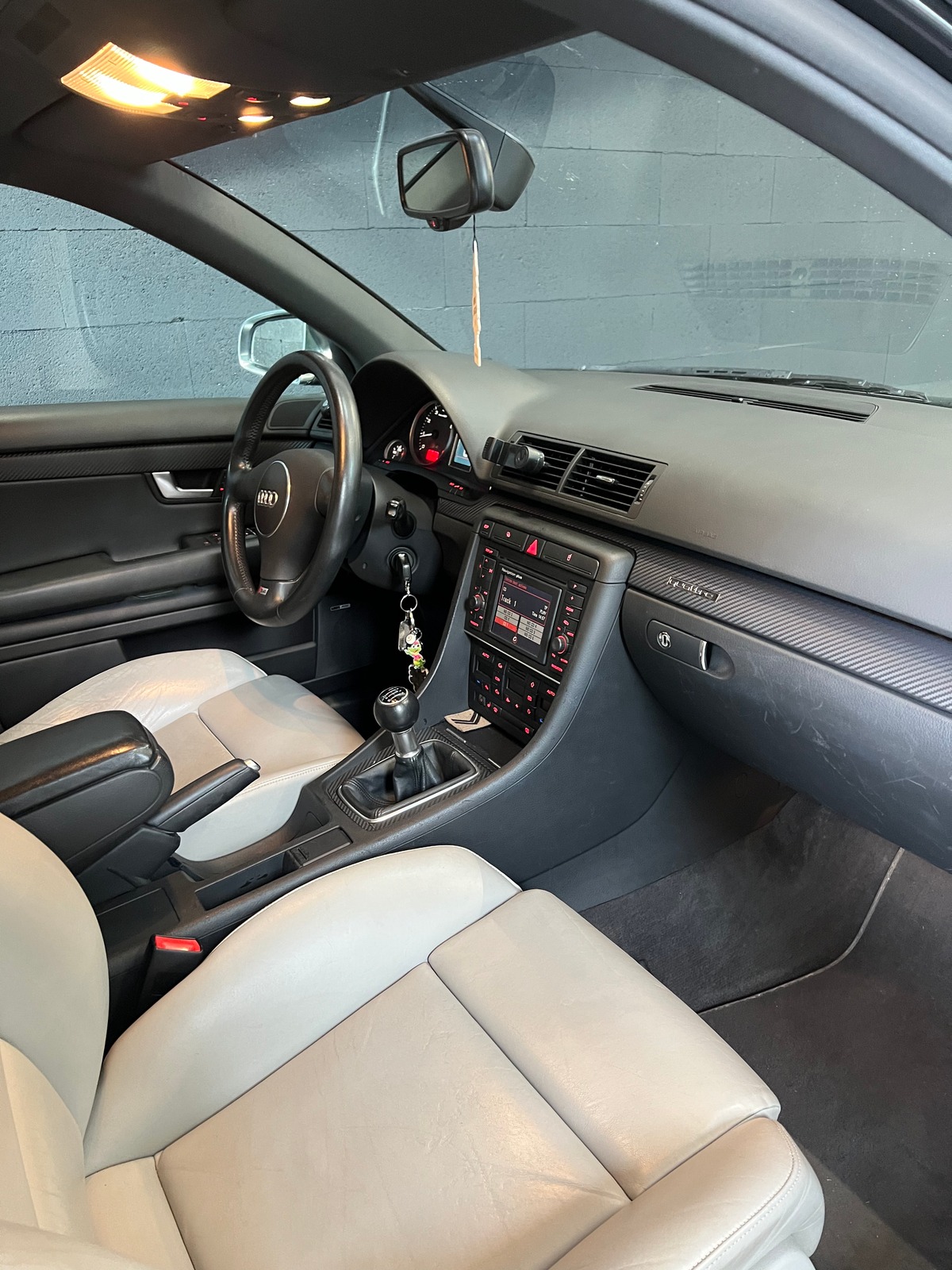 Audi S4 4.2 v8 344cv