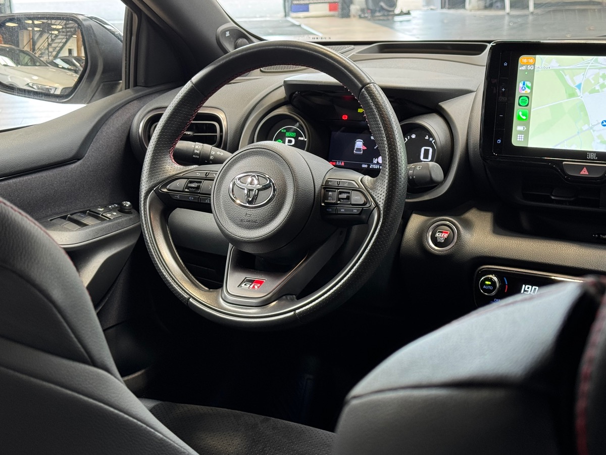 Toyota Yaris 1.5 VVTI 116CV GR SPORT JBL/ HUD 1ERE MAIN