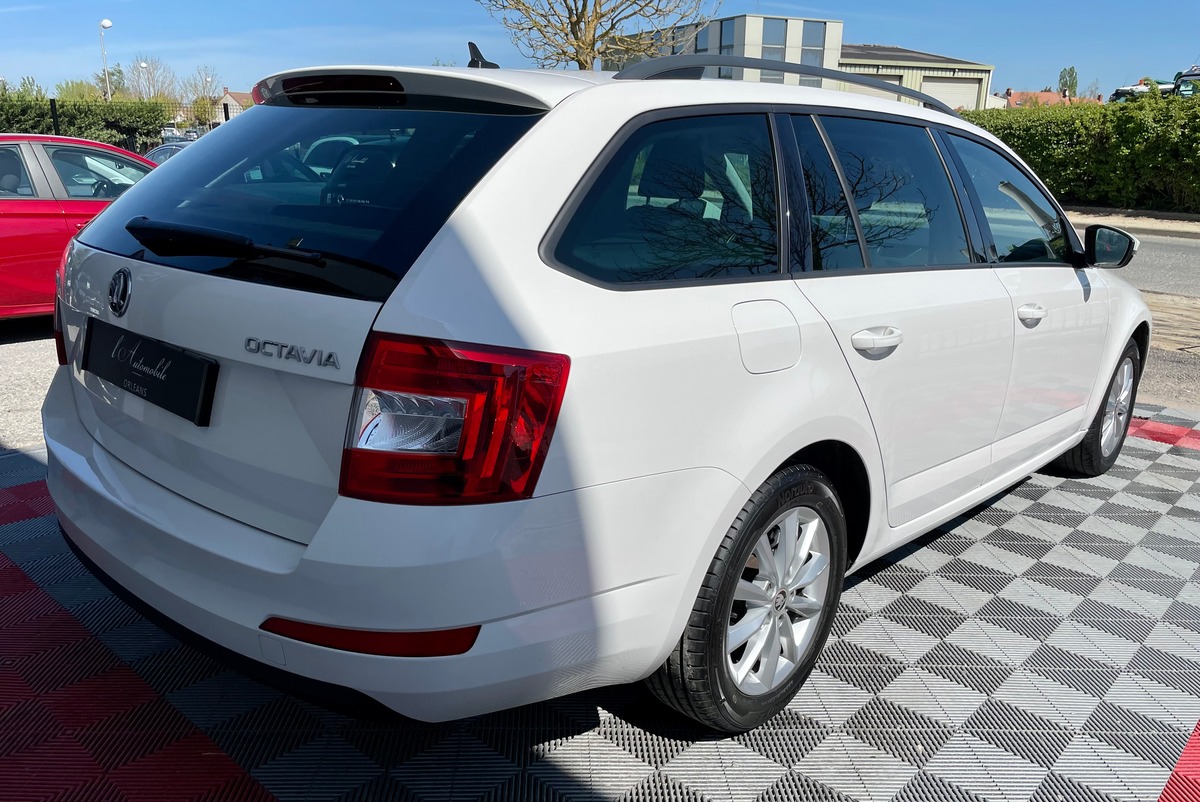 Skoda Octavia Combi III 1.6 TDI 110 Business + k