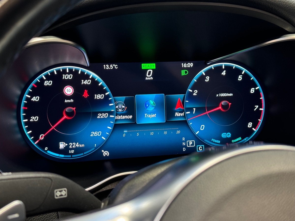 Mercedes Benz Classe C CABRIOLET 200 EQ BOOST 9G-TRONIC 184CV AMG LINE