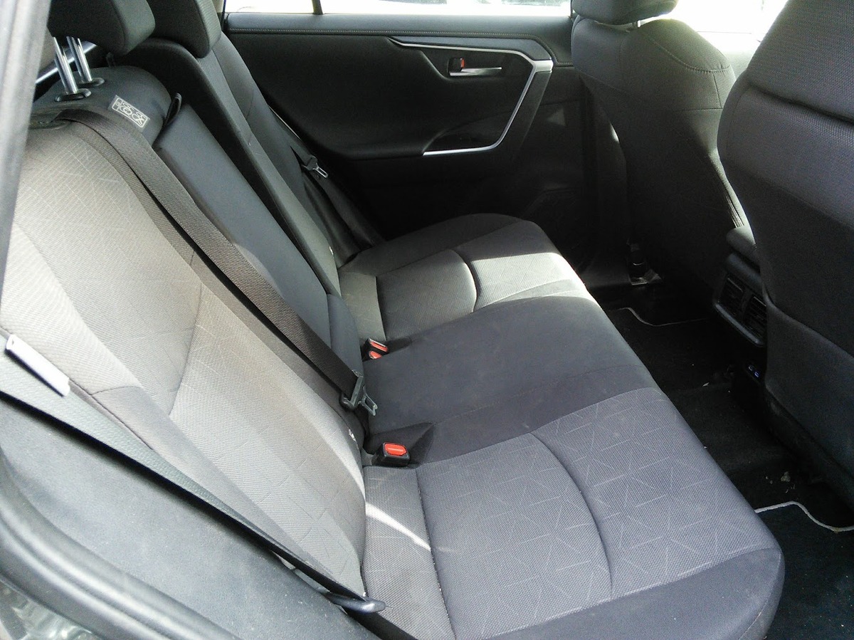 Toyota RAV4 V 2.5 VVT-iE 16V 218 Hybrid 2WD E-CVT 177 cv Boîte auto