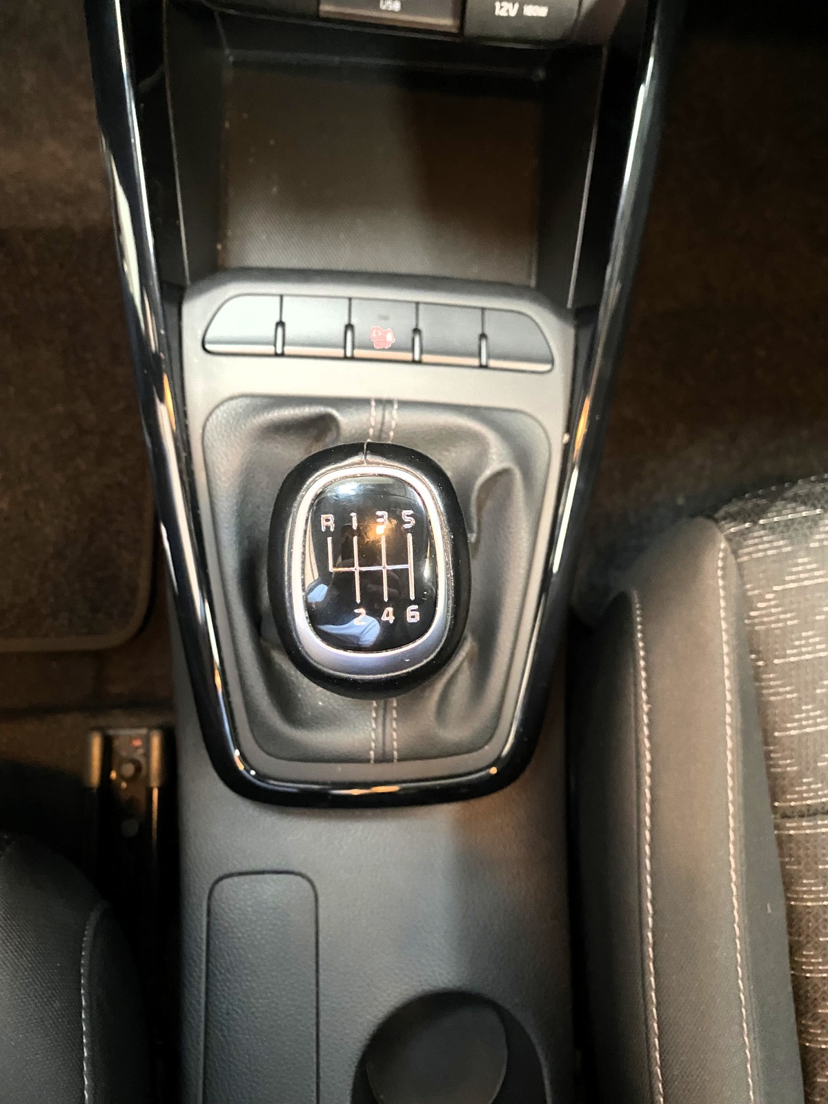 Kia Rio 1.0 ACTIVE 100 CH