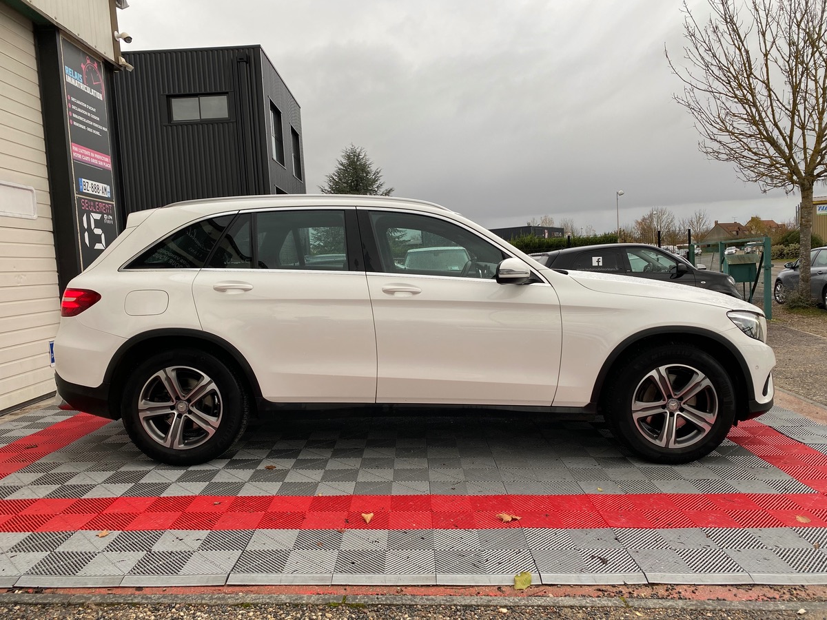 Mercedes-Benz GLC 250 EXECUTIVE 4Matic 9G 211CV uu