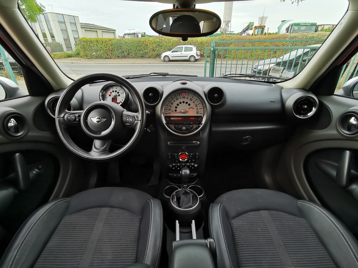 Mini Countryman COOPER D CHILI 112 gar 12 mois