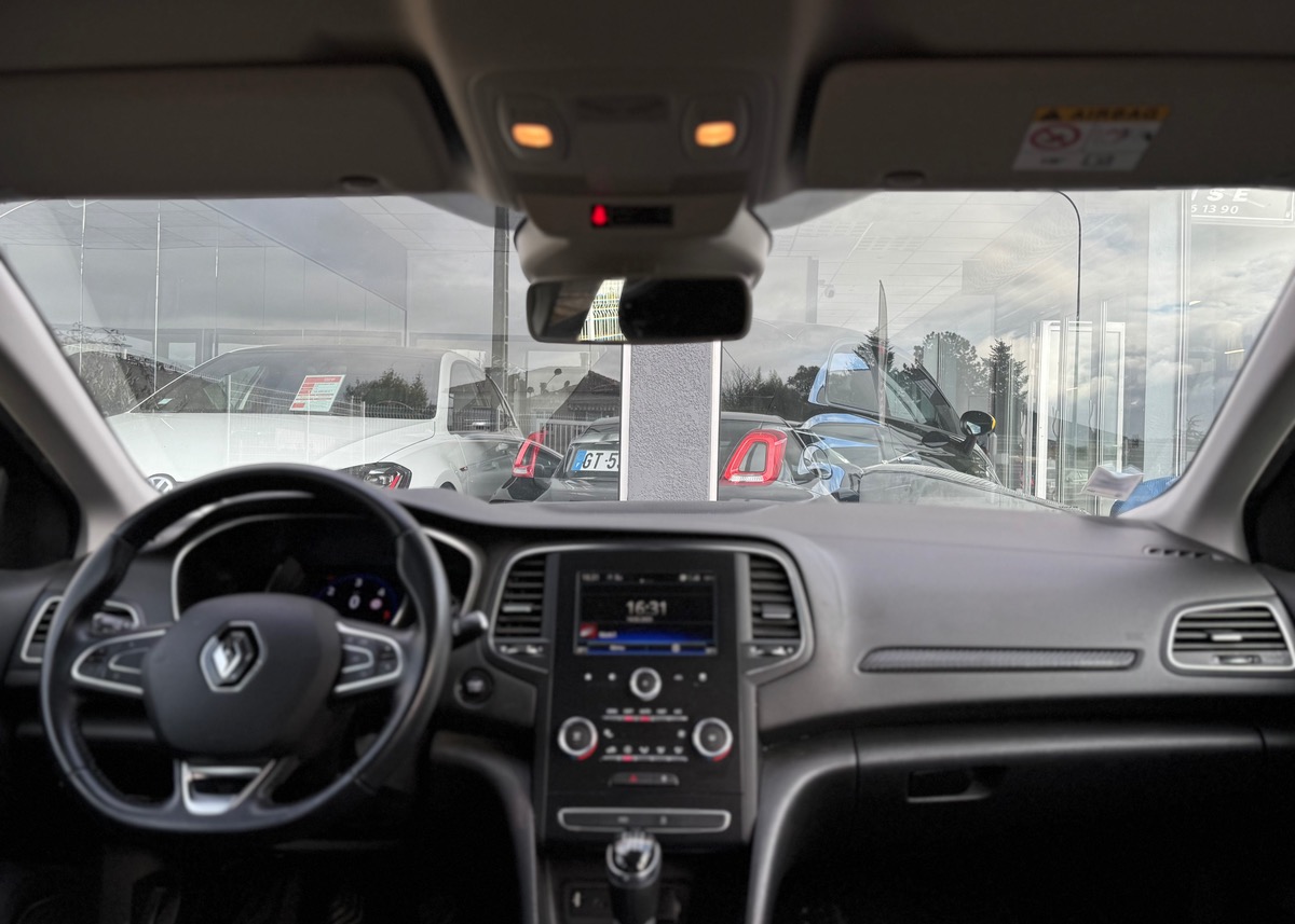 RENAULT Megane IV BUSINESS