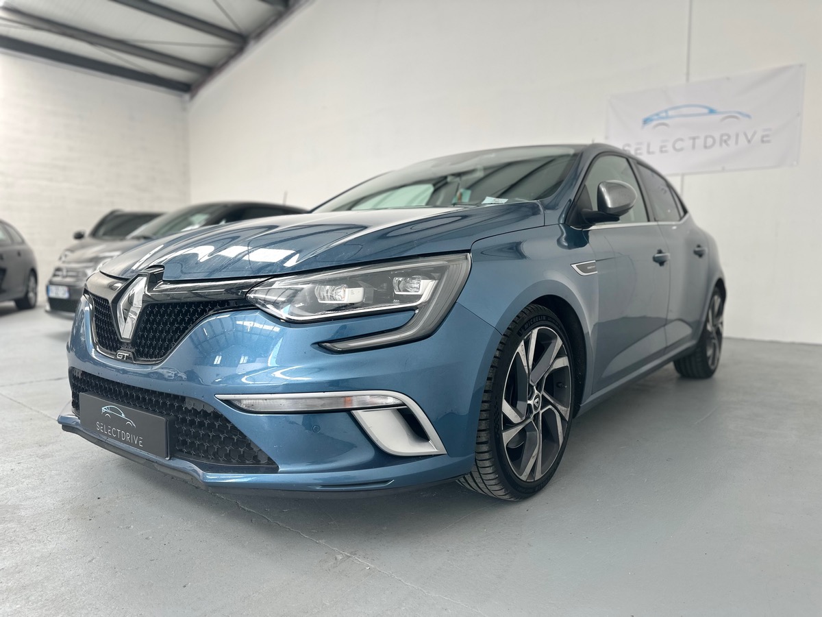RENAULT Megane GT 1.6 TCe 205ch energy EDC Apple CarPlay
