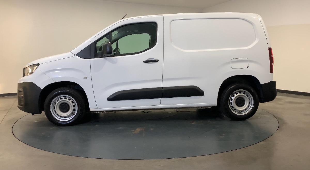 Peugeot Partner III (2) FOURGON 1.5 BLUEHDI 100 S&S 650KG STANDARD ASPHALT
