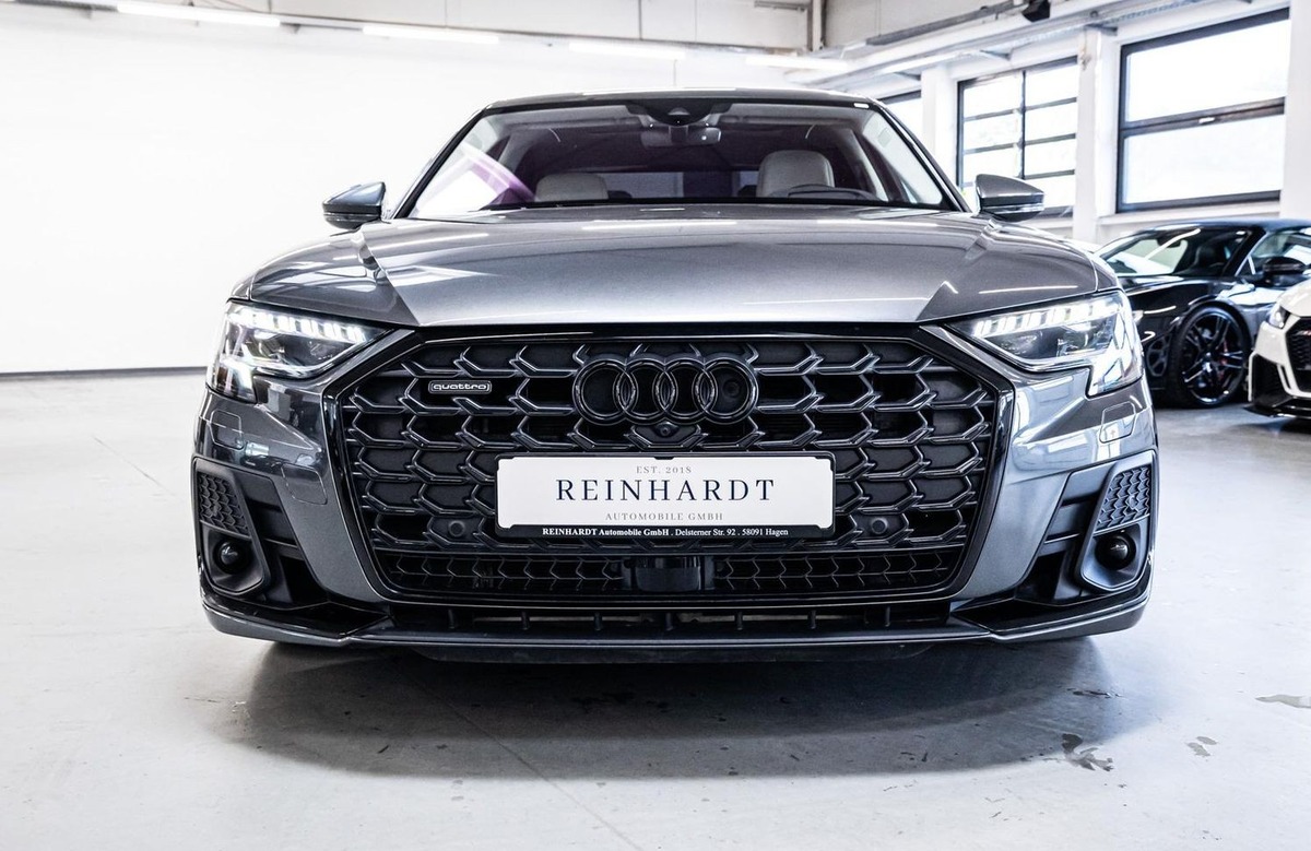 Audi A8 IV 60 TFSI e 462ch Avus quattro tiptronic 8 Toit ouvrant Bang&Olufsen