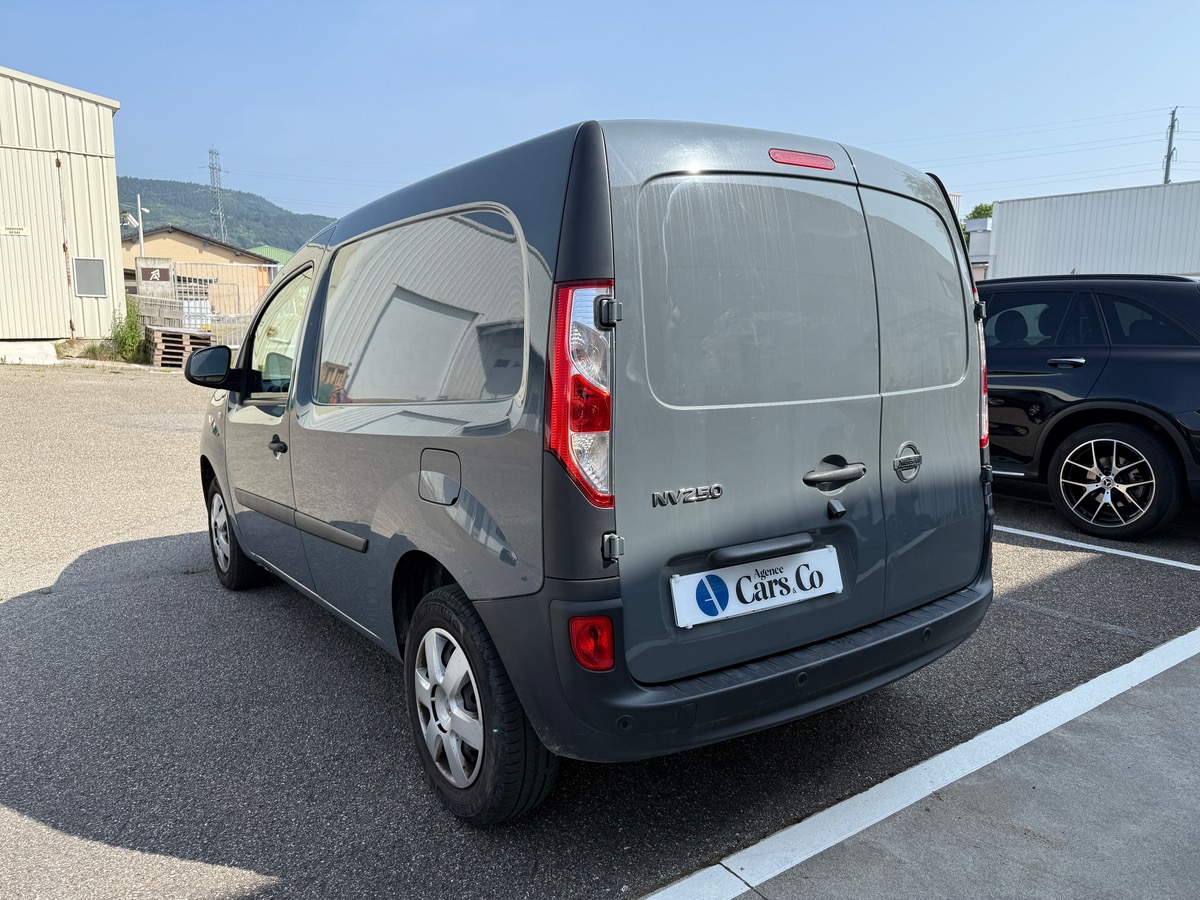 Nissan NV250 L1 1.5 dCi Fourgon 95cv N-CONNECTA, TVA RÉCUPÉRABLE, 3places, Suivi Complet.