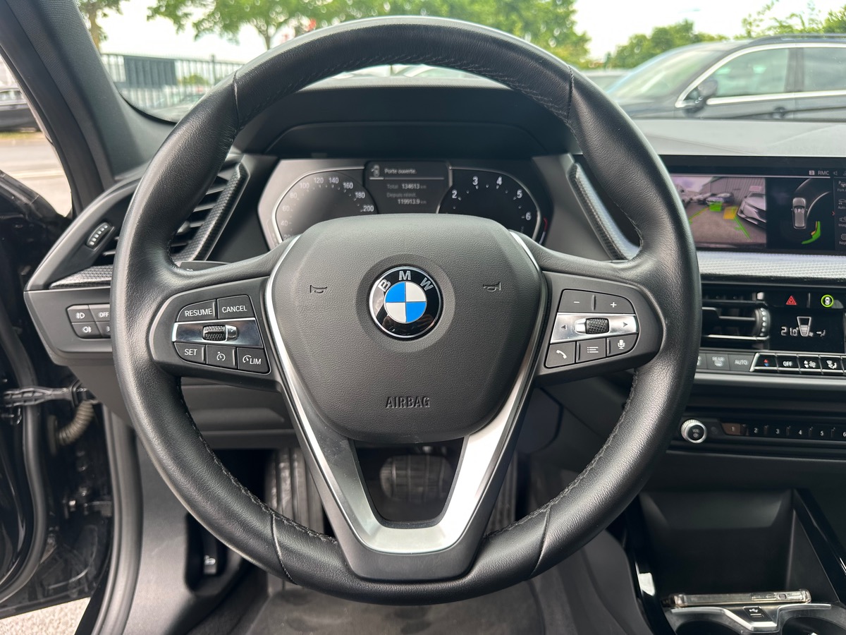 Bmw Série 1 118 i LOUNGE 135CH BVA7 1 ERE MAIN