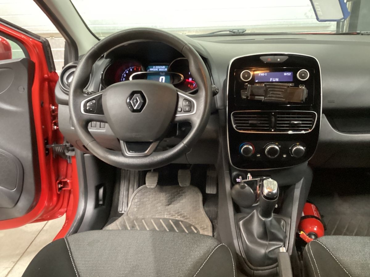 RENAULT Clio IV 1.2i 16v 75 Life