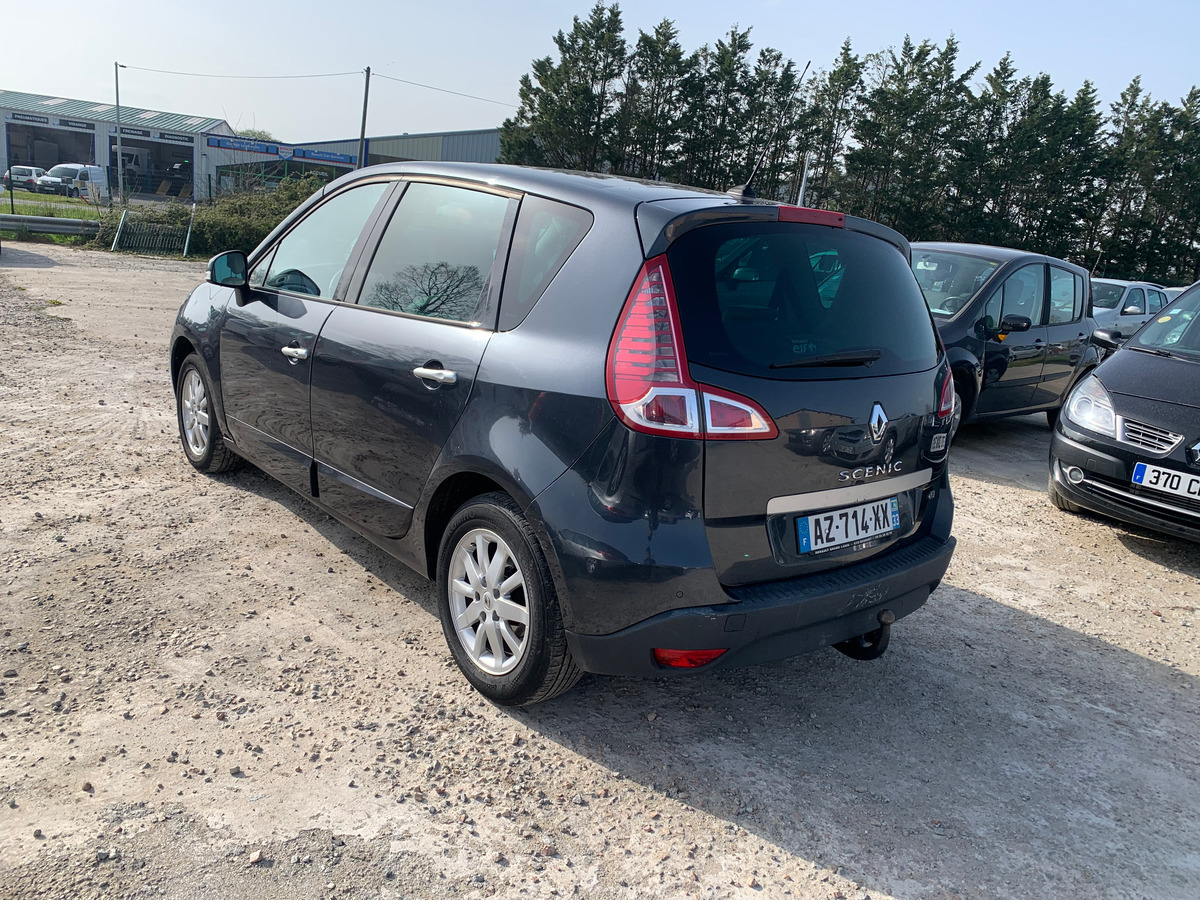 RENAULT Scenic 1.9 dci - 130CH 205342KM