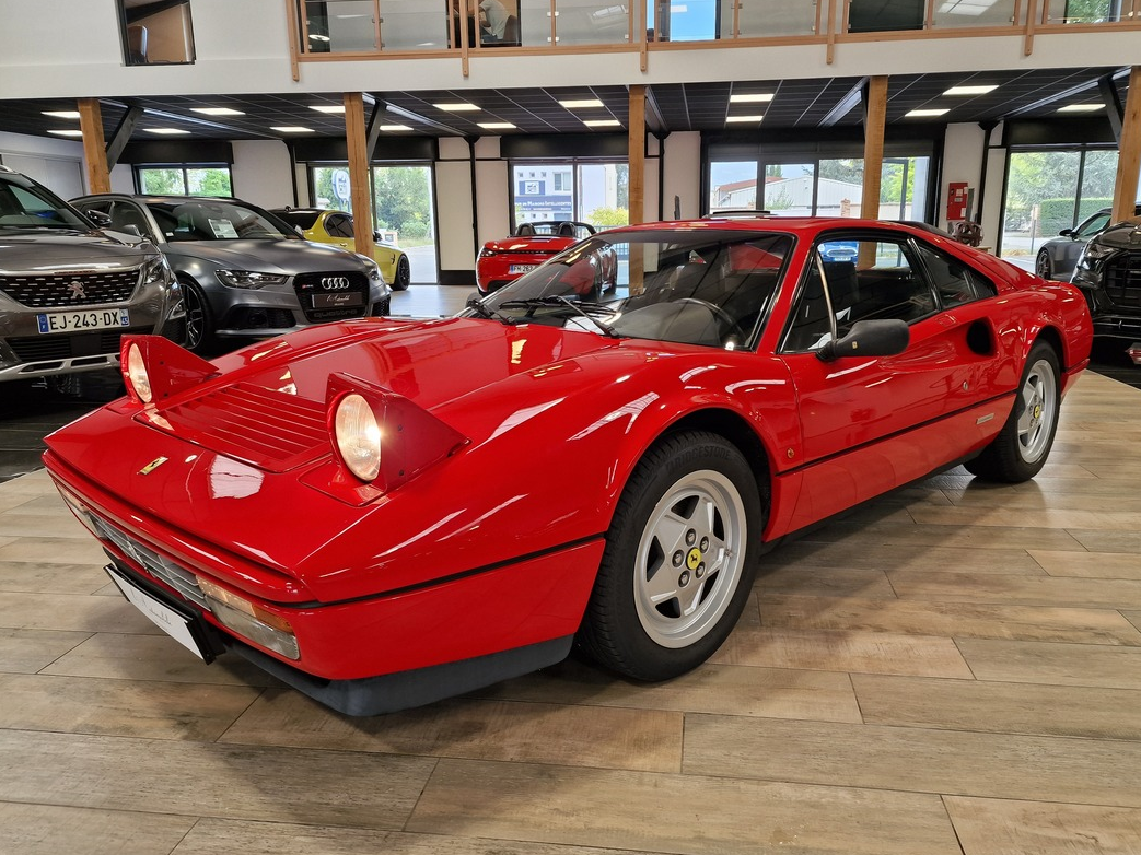 Ferrari 328 GTB 3.2 V8 270 DISTRIBUTION OK E