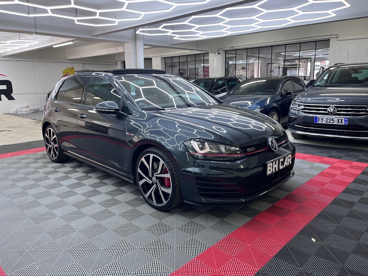 Image: Volkswagen Golf 7 GTI PERF 230CH PANO/ACC/DCC DSG6