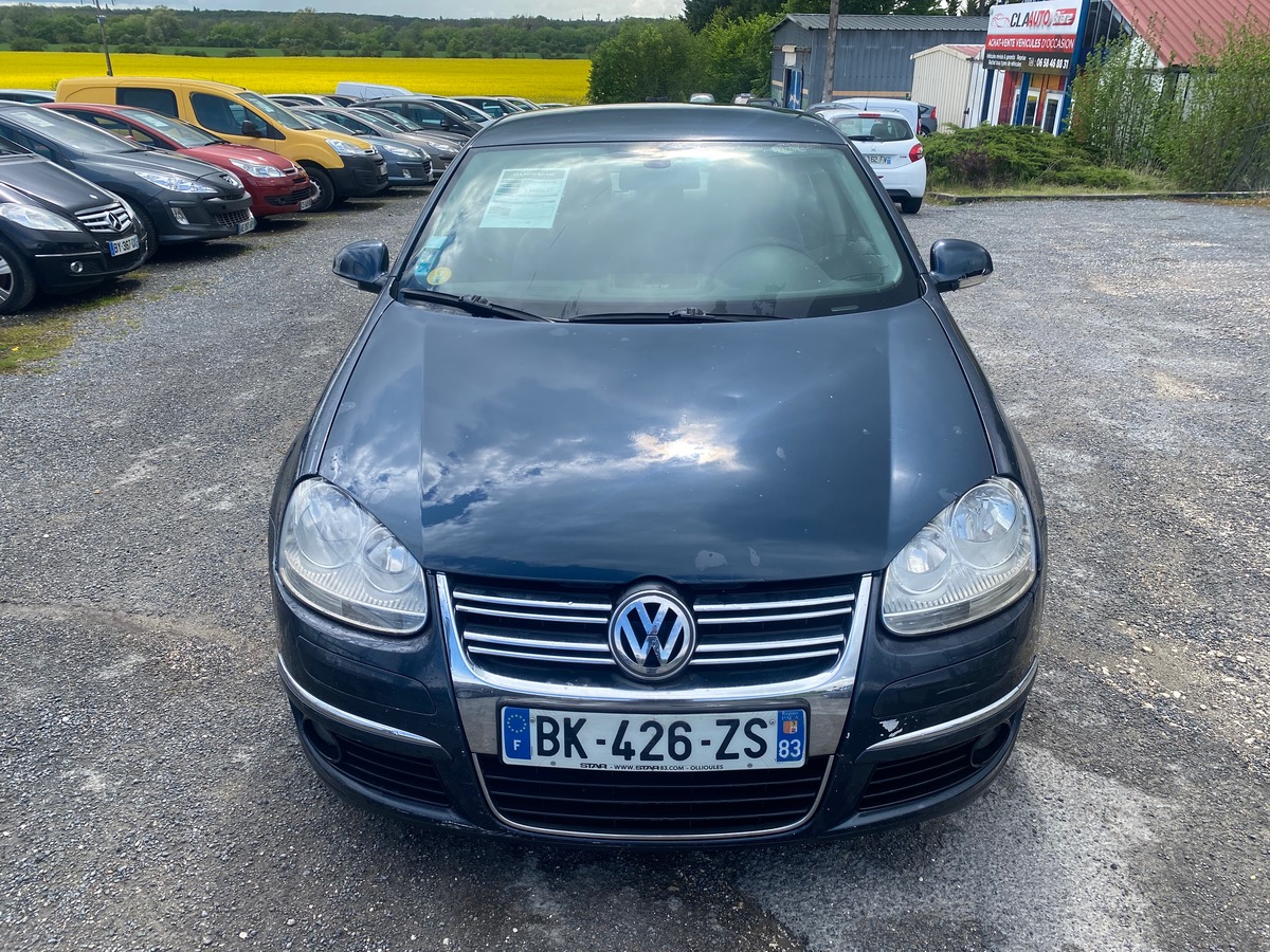 Volkswagen Jetta 2.0 tdi 140cv dsg 209002kms