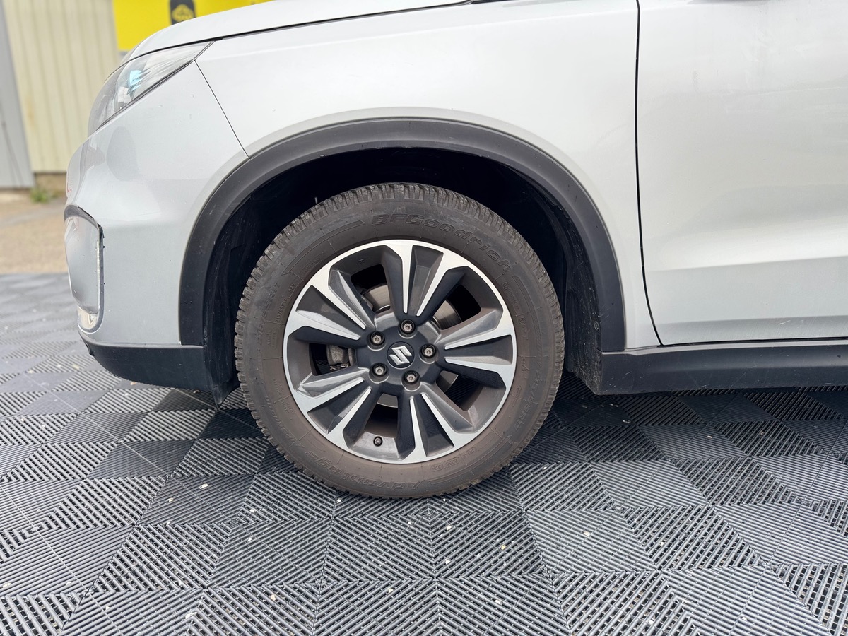 Suzuki Vitara S 1.4 Boosterjet 4X2 140 cv Boîte auto - TOIT OUVRANT - SIEGES CHAUFFANTS - ATTELAGE