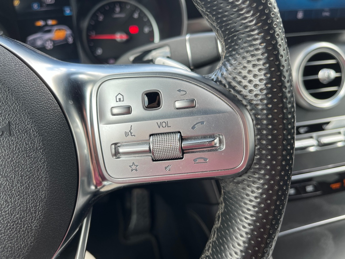 Mercedes-Benz Class GLC 220d 4MATIC AVANTGARDE 9G-TRONIC, SUIVI COMPLET, SIEGES CHAUFFANT