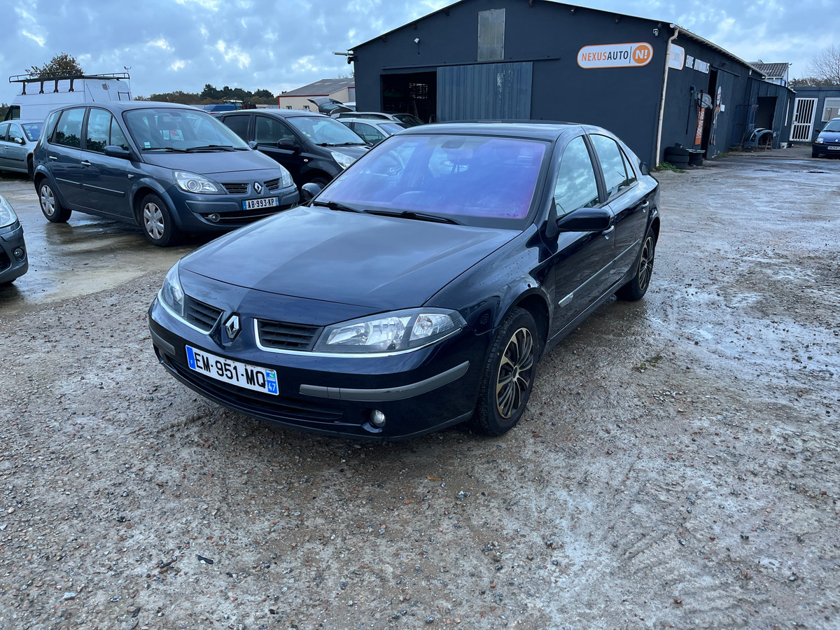 RENAULT Laguna 1.9 dci 143511KM