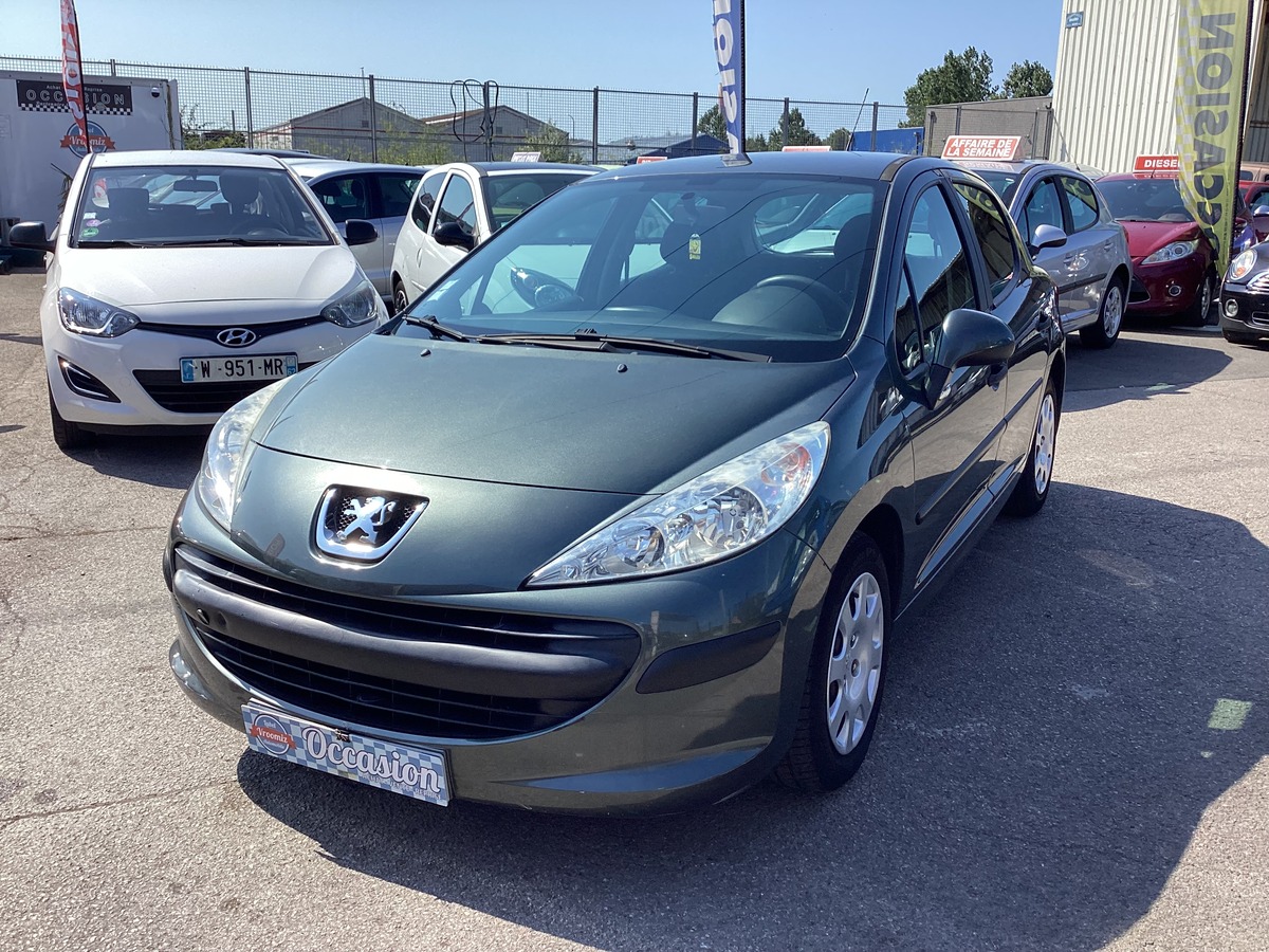 Peugeot 207 1.4 HDI Tendance  Excellent Etat Carnet Garantie