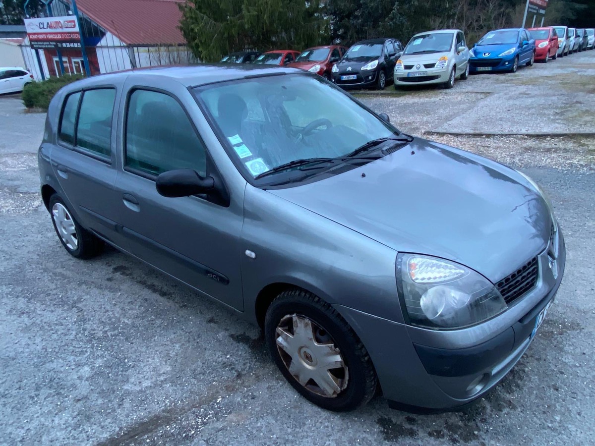 RENAULT Clio 1.5 dci 65cv