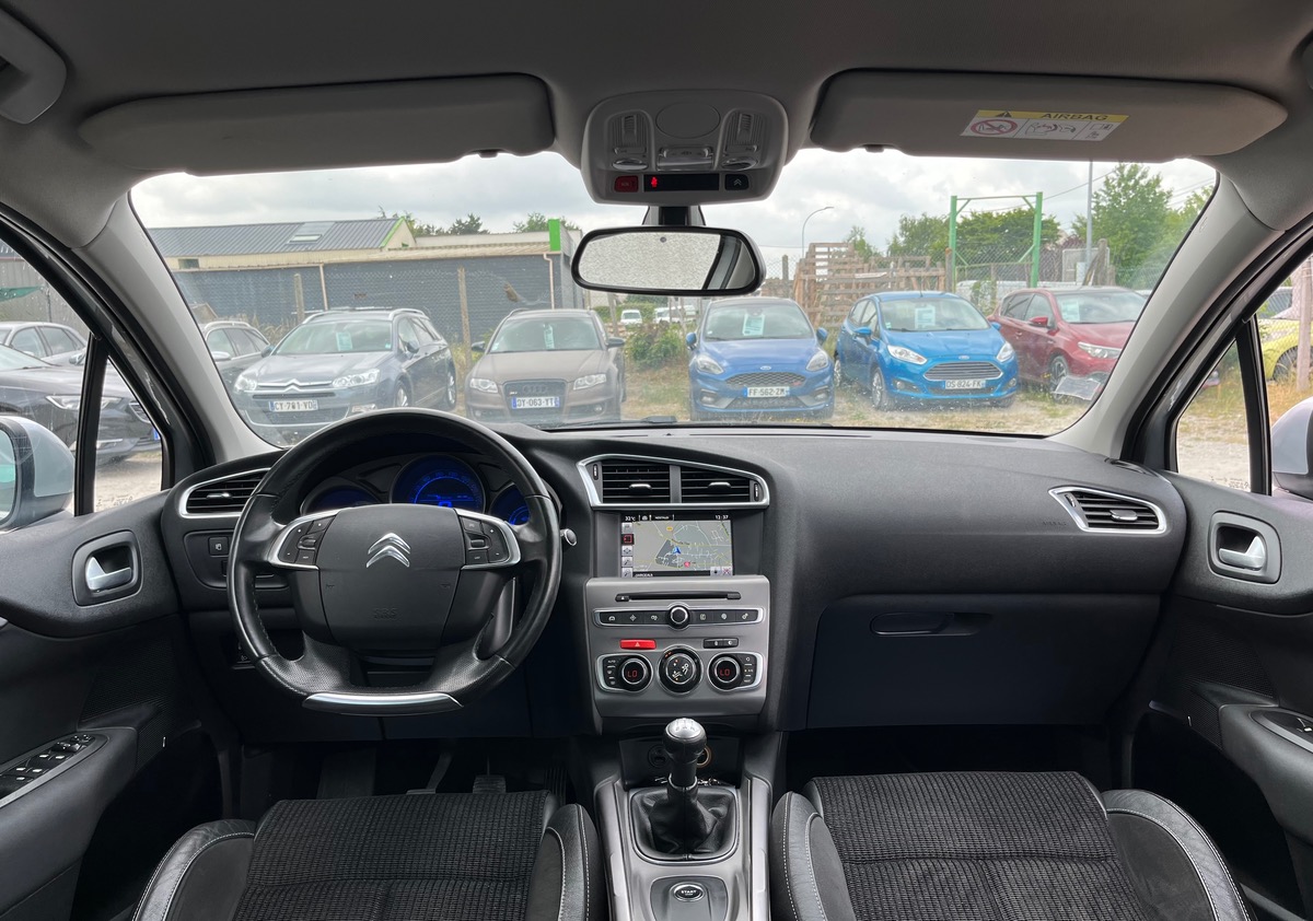 Citroën C4 II SHINE  1.6 HDI 100 CV
