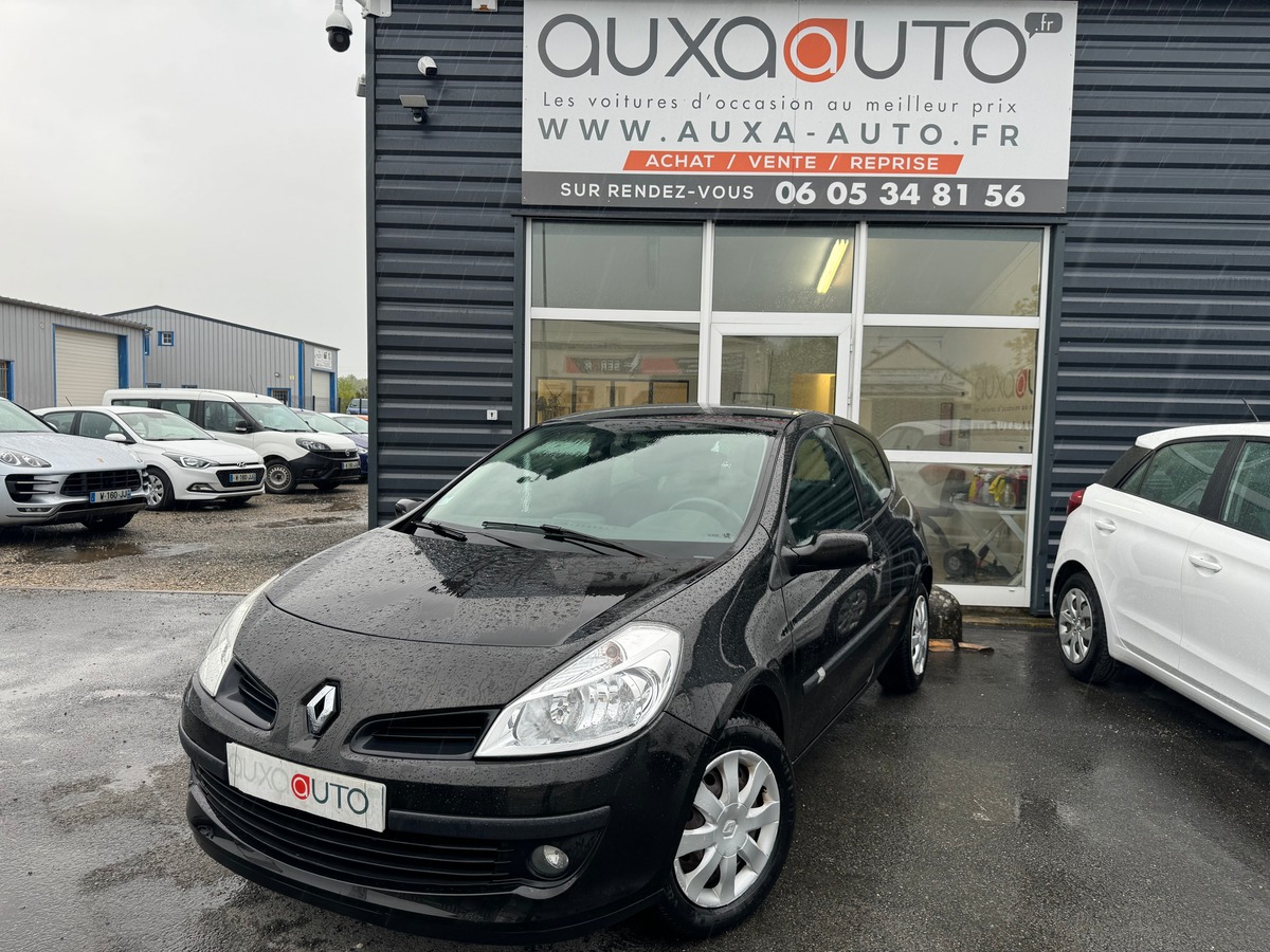 Renault Clio III 1.5 dci 85 ch 110050kms distribution neuf