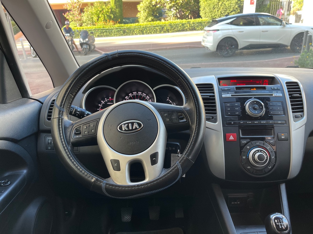 Kia Venga 1.4 crdi 90 cv / 5 Portes / Radar Arrière /