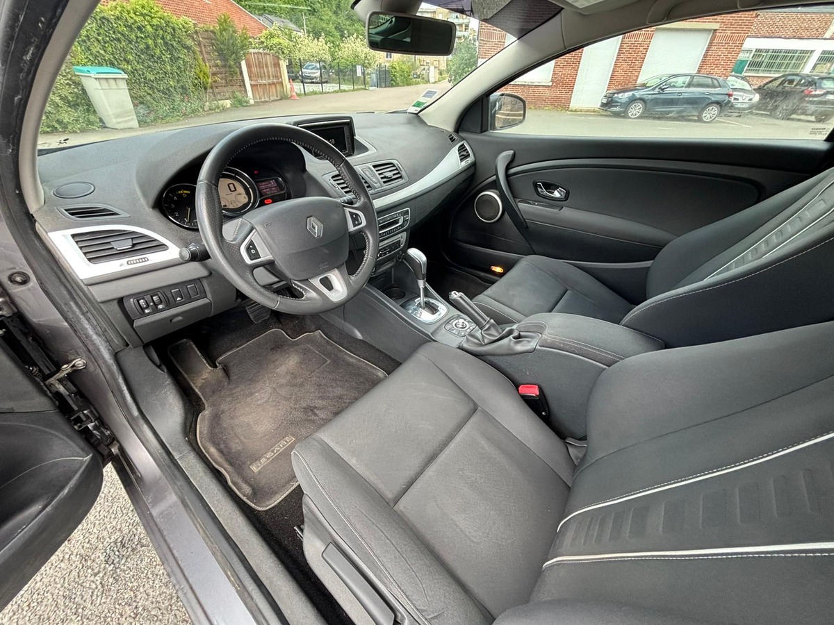 RENAULT Megane 3 Coupé 1.5 Dci 110 BVA Dynamique - Révisée - Garantie