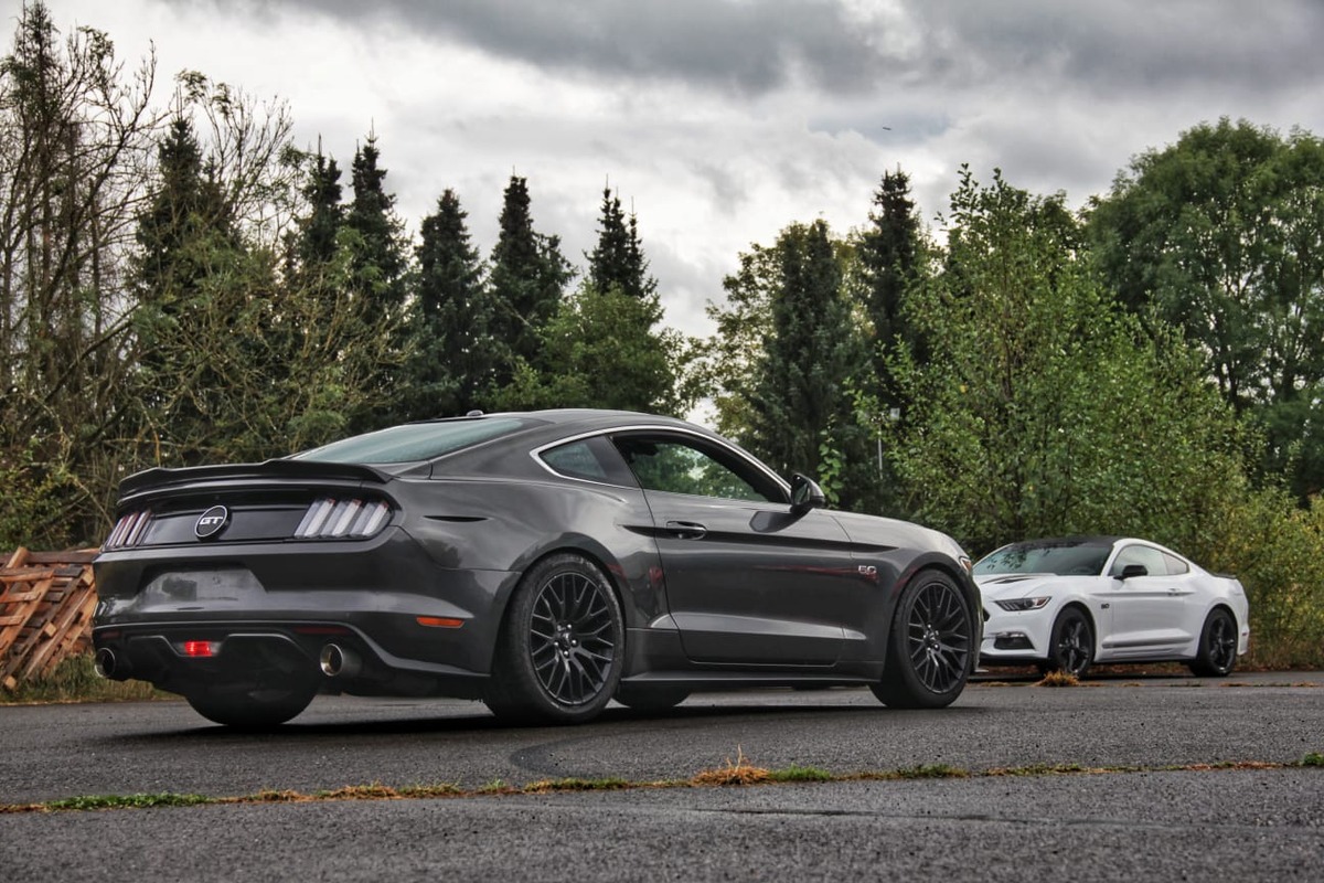 Ford Mustang Fastback VI 5.0 V8 421ch GT / Brembo / Recaro