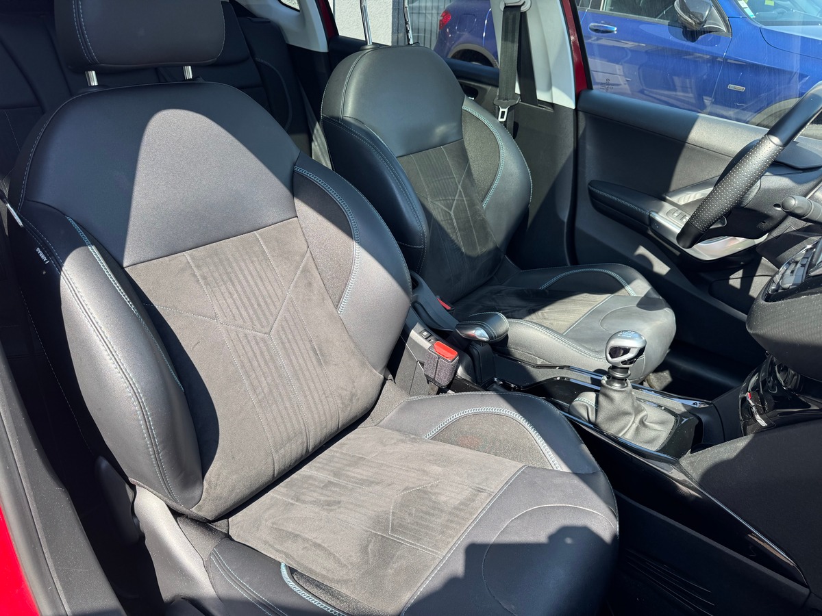 Peugeot 2008 1.2 ptec