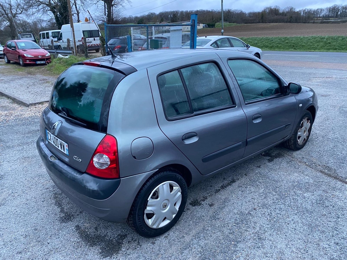 RENAULT Clio 1.5 dci 65cv