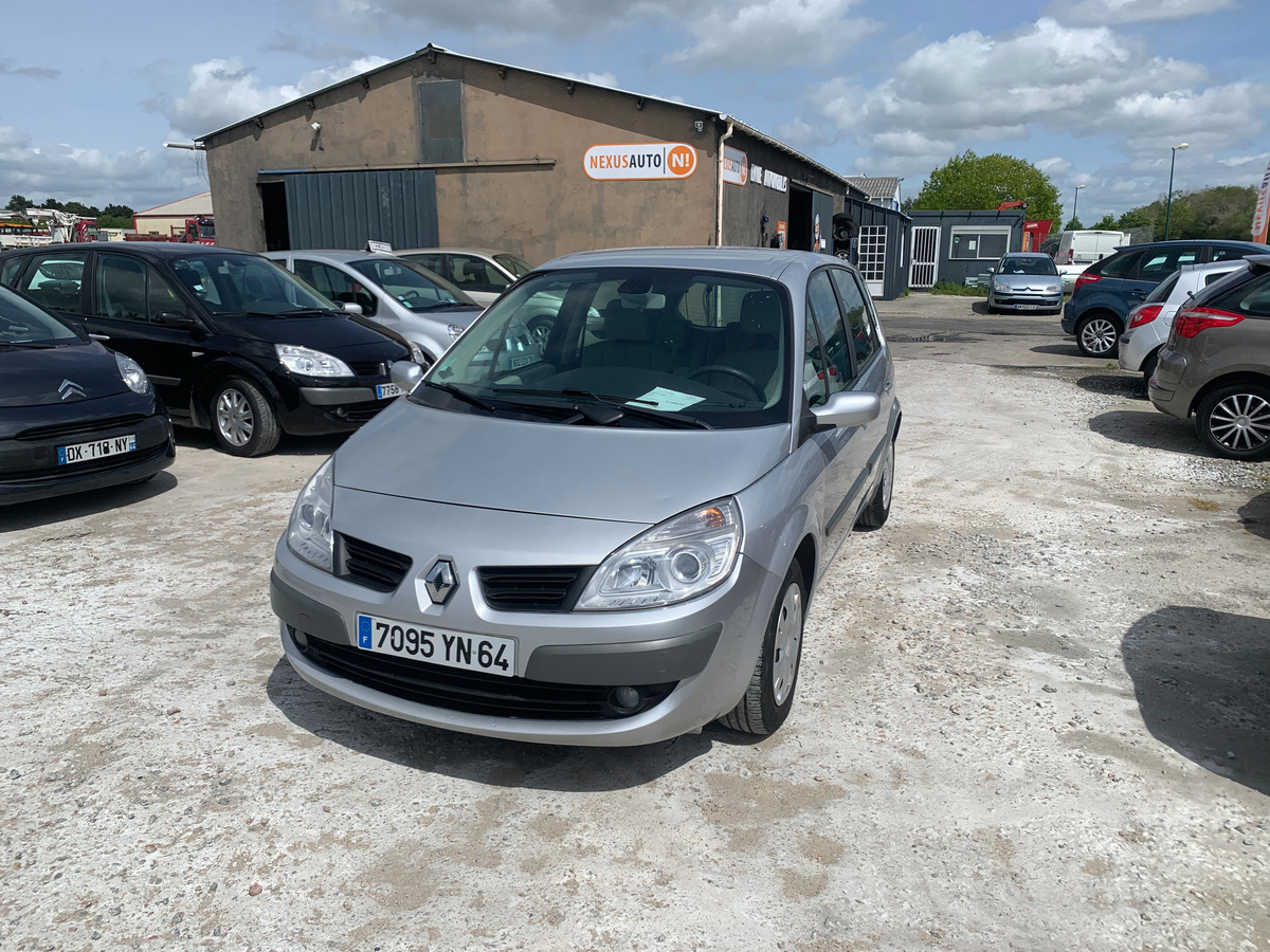 RENAULT Megane scenic 1.5 dci - 105CH 166968km