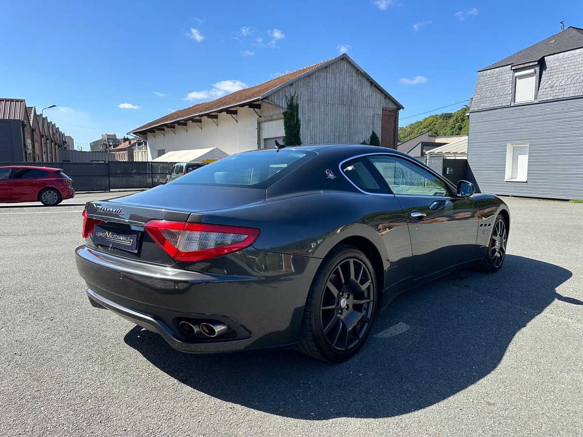 Maserati Granturismo 4.2 V8 BVA