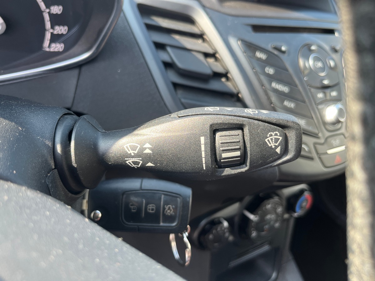 Ford Fiesta 1.25 82ch, BLUETOOTH