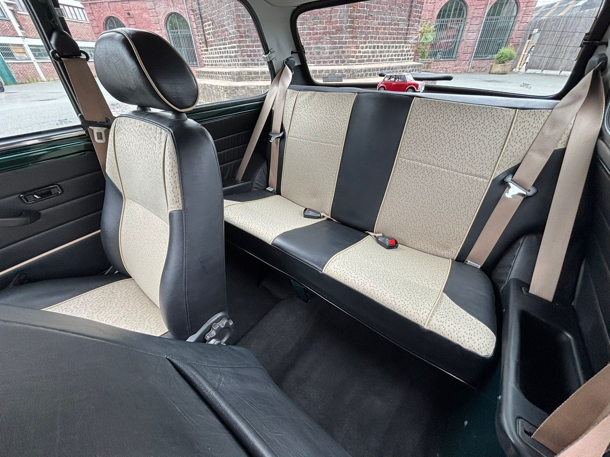Mini MINI COOPER 1.3 MPI INJECTION - Révisée